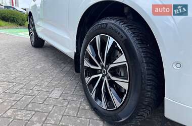 Внедорожник / Кроссовер Volvo XC60 2024 в 