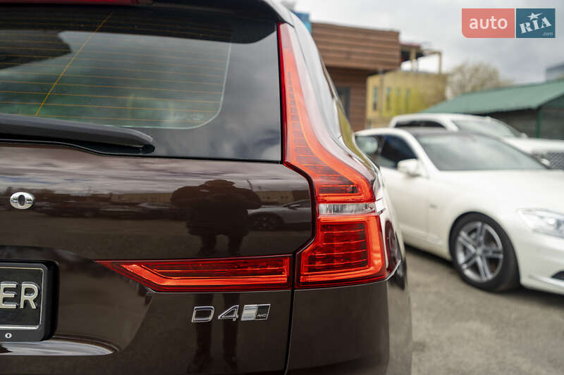 Внедорожник / Кроссовер Volvo XC60 2018 в Киеве фото 17 Внедорожник / Кроссовер Volvo XC60 2018 в Киеве