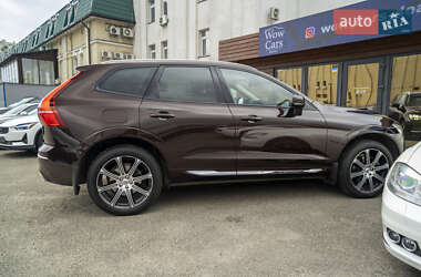 Позашляховик / Кросовер Volvo XC60 2018 в 