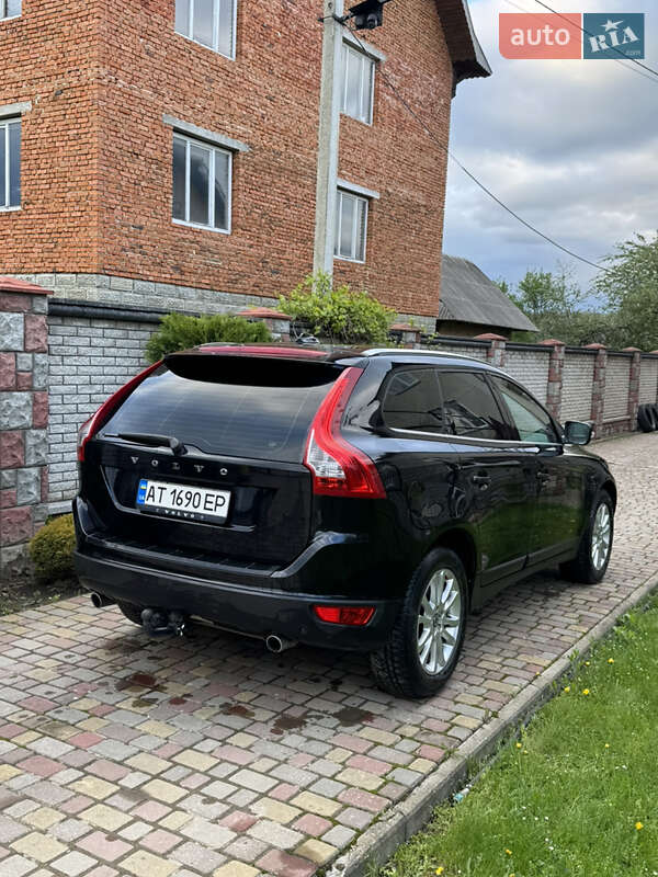 Внедорожник / Кроссовер Volvo XC60 2010 в Богородчанах