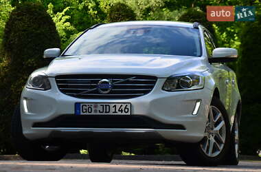 Внедорожник / Кроссовер Volvo XC60 2017 в 