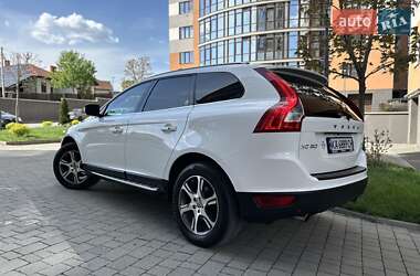 Внедорожник / Кроссовер Volvo XC60 2012 в 