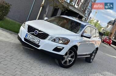 Внедорожник / Кроссовер Volvo XC60 2012 в 