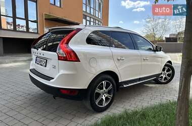Внедорожник / Кроссовер Volvo XC60 2012 в 