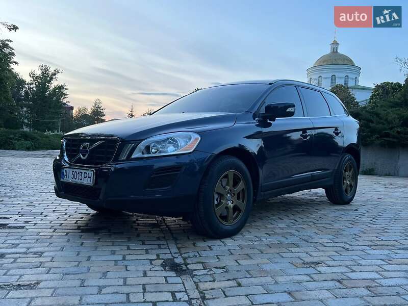 Позашляховик / Кросовер Volvo XC60 2012 в 