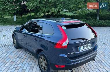 Позашляховик / Кросовер Volvo XC60 2012 в 