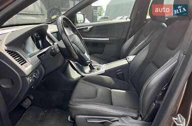 Внедорожник / Кроссовер Volvo XC60 2015 в 