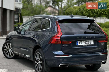 Внедорожник / Кроссовер Volvo XC60 2020 в 