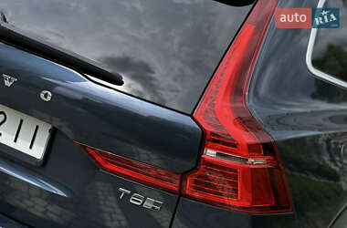 Внедорожник / Кроссовер Volvo XC60 2020 в 