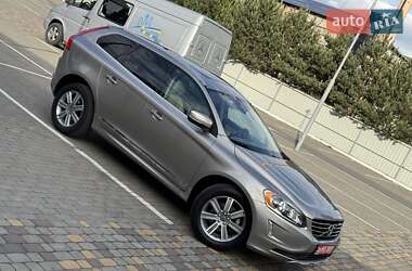 Позашляховик / Кросовер Volvo XC60 2016 в 