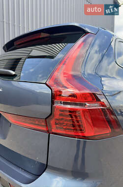 Позашляховик / Кросовер Volvo XC60 2020 в 