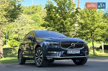 Внедорожник / Кроссовер Volvo XC60 2023 в 