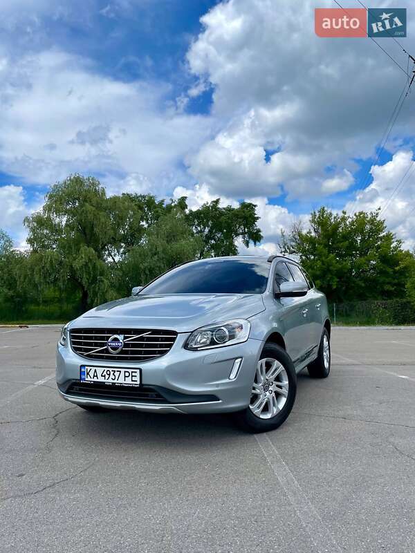Позашляховик / Кросовер Volvo XC60 2016 в 