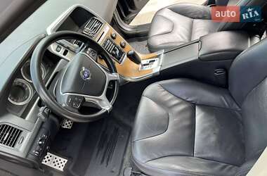 Внедорожник / Кроссовер Volvo XC60 2012 в 