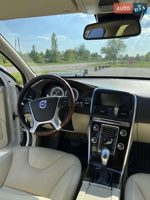 Позашляховик / Кросовер Volvo XC60 2013 в Малині