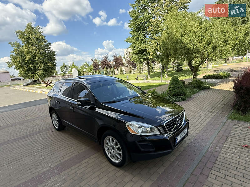 Позашляховик / Кросовер Volvo XC60 2012 в Ірпені