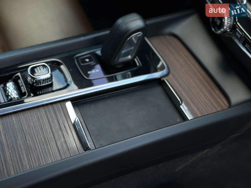 Позашляховик / Кросовер Volvo XC60 2021 в Дніпрі