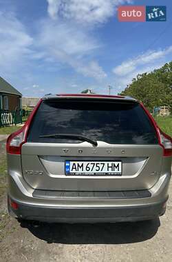 Внедорожник / Кроссовер Volvo XC60 2011 в 