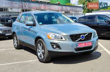 Позашляховик / Кросовер Volvo XC60 2010 в Києві