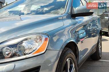 Внедорожник / Кроссовер Volvo XC60 2010 в 