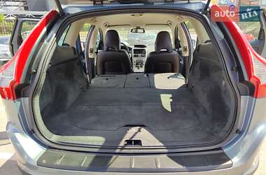 Внедорожник / Кроссовер Volvo XC60 2010 в 