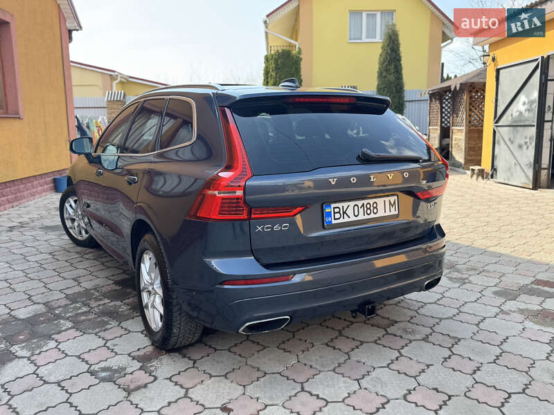 Внедорожник / Кроссовер Volvo XC60 2017 в Ровно