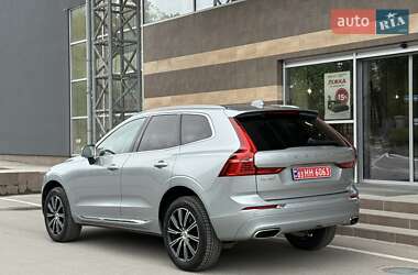 Внедорожник / Кроссовер Volvo XC60 2018 в 