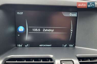 Внедорожник / Кроссовер Volvo XC60 2014 в 