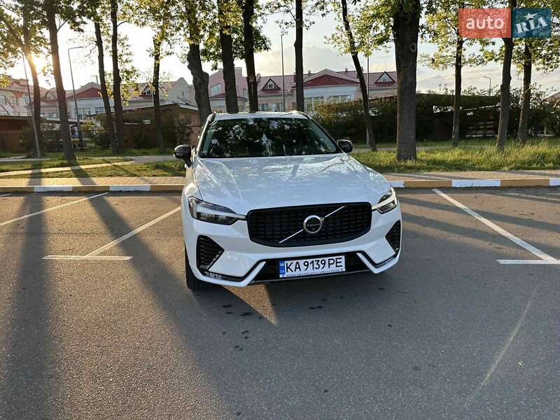 Внедорожник / Кроссовер Volvo XC60 2024 в Киеве фото 2 Внедорожник / Кроссовер Volvo XC60 2024 в Киеве