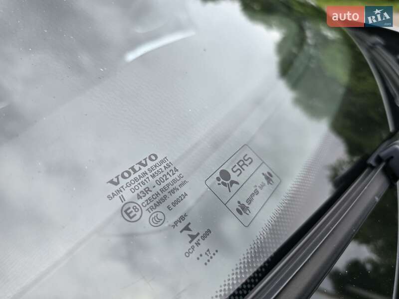 Внедорожник / Кроссовер Volvo XC60 2017 в Калуше