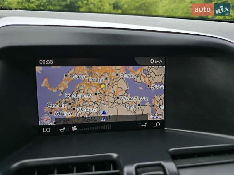 Внедорожник / Кроссовер Volvo XC60 2017 в Калуше