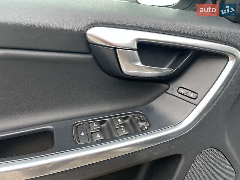 Позашляховик / Кросовер Volvo XC60 2014 в Коломиї