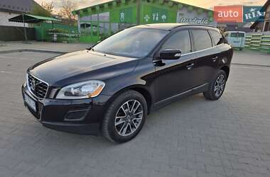 Позашляховик / Кросовер Volvo XC60 2013 в 