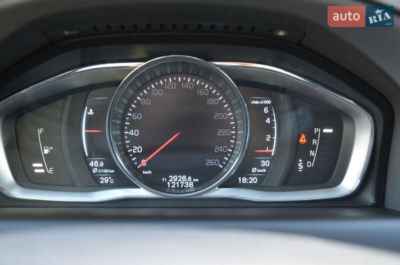 Внедорожник / Кроссовер Volvo XC60 2014 в Киеве