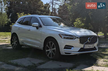 Внедорожник / Кроссовер Volvo XC60 2018 в 