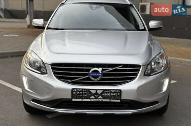 Позашляховик / Кросовер Volvo XC60 2015 в Києві