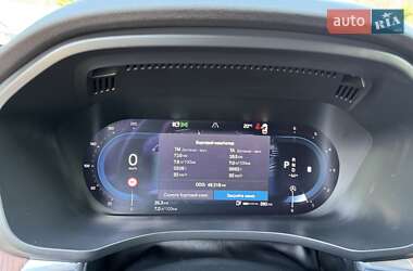 Внедорожник / Кроссовер Volvo XC60 2022 в 