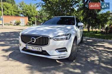 Внедорожник / Кроссовер Volvo XC60 2017 в 
