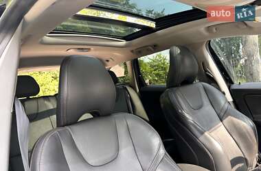 Внедорожник / Кроссовер Volvo XC60 2016 в 