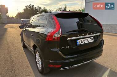 Внедорожник / Кроссовер Volvo XC60 2016 в 