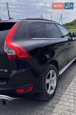 Внедорожник / Кроссовер Volvo XC60 2010 в 