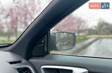Внедорожник / Кроссовер Volvo XC60 2014 в 