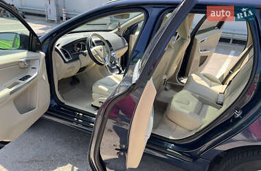 Позашляховик / Кросовер Volvo XC60 2015 в 