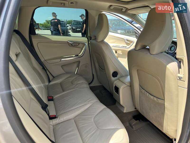 Позашляховик / Кросовер Volvo XC60 2012 в Львові