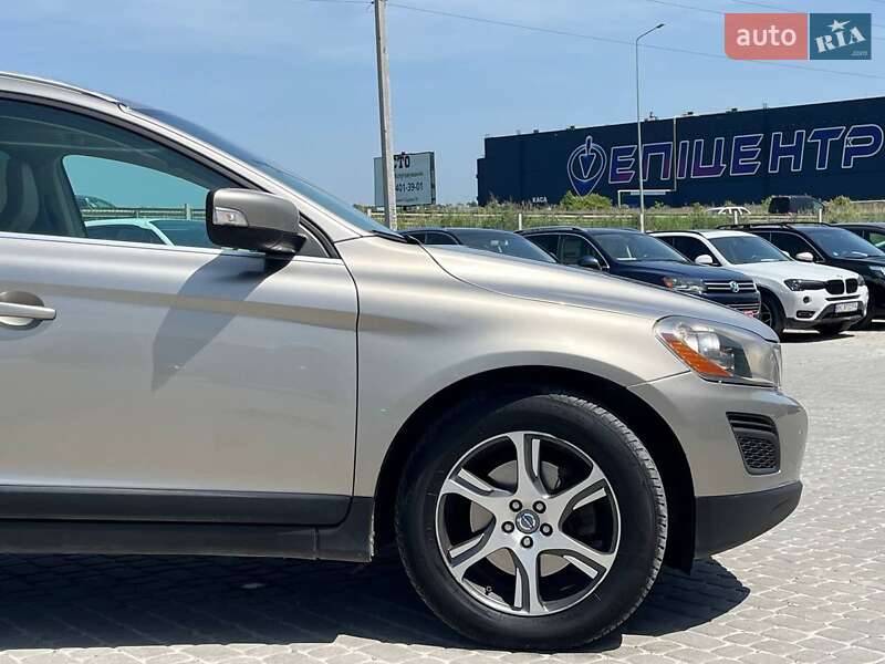 Позашляховик / Кросовер Volvo XC60 2012 в Львові