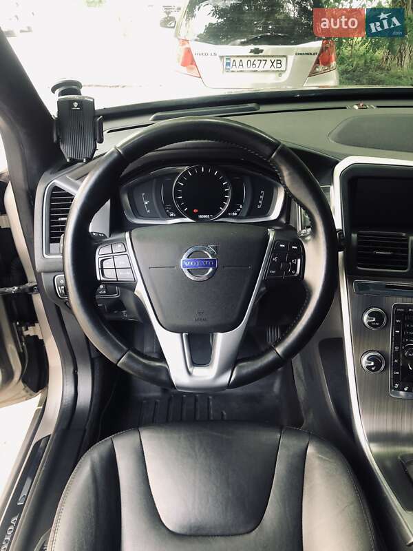 Внедорожник / Кроссовер Volvo XC60 2015 в Броварах