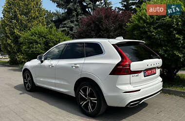 Внедорожник / Кроссовер Volvo XC60 2019 в 