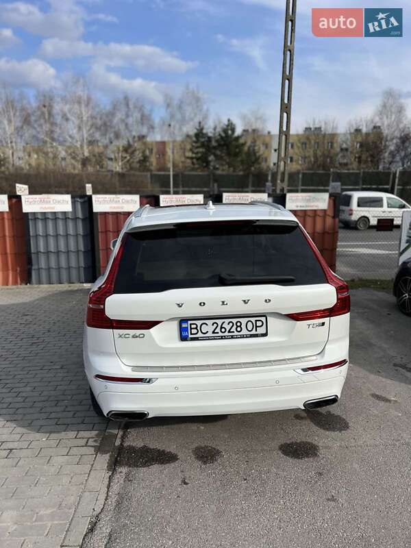 Позашляховик / Кросовер Volvo XC60 2017 в Львові