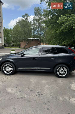 Внедорожник / Кроссовер Volvo XC60 2015 в 