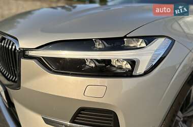 Внедорожник / Кроссовер Volvo XC60 2021 в 